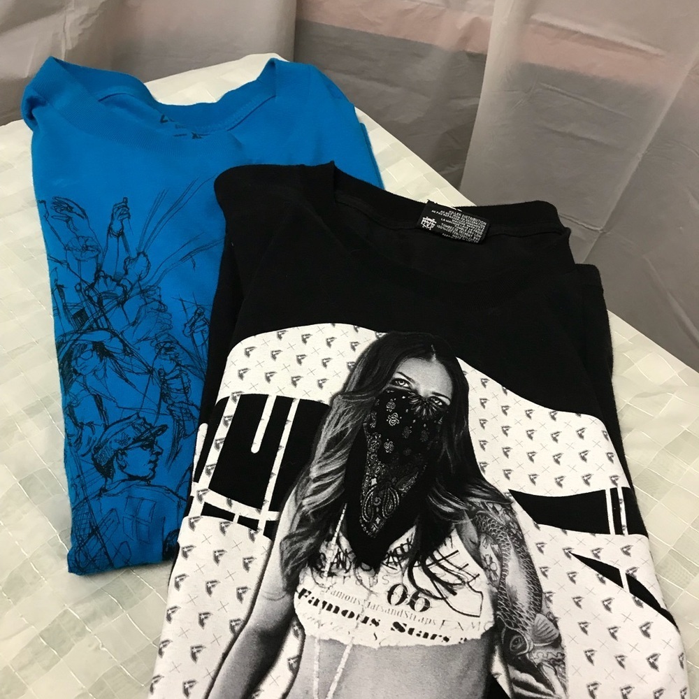 Almost Like New ManT-Shirt Size Clg